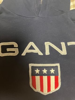 Sudadera Gant Azul con Escudo, talla 16años
