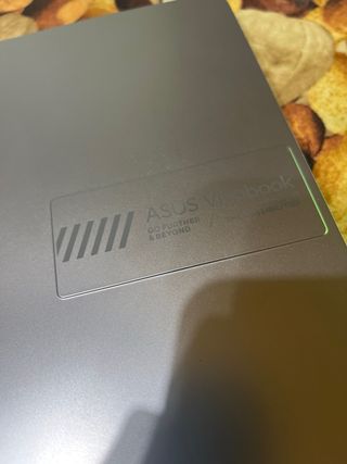 Portátil Asus Vivobook Go 14/15 (Con cargador)