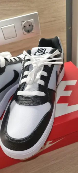 Nike Ebernon Low Prem Zapatillas Talla 42.5