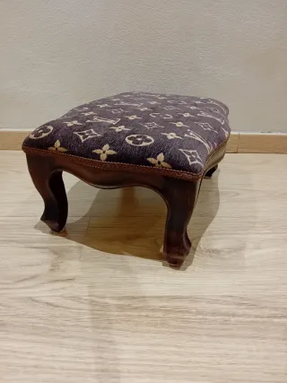 Pouf Poggiapiedi vintage restaurato