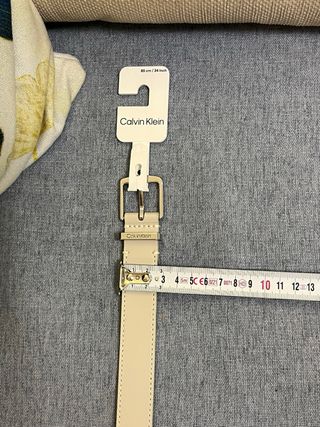 Cintura Calvin Klein vera pelle beige