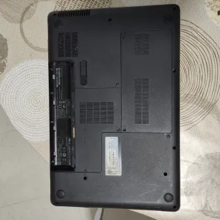 Portátil HP G62-B97ES para piezas o reparación.