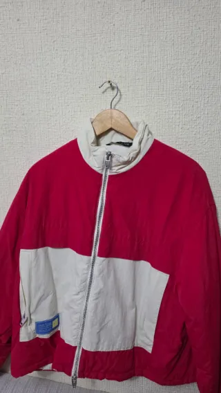 Chaqueta Zara Roja y Blanca Talla L