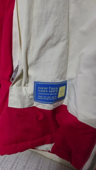 Chaqueta Zara Roja y Blanca Talla L