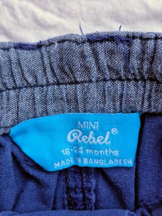 Bermuda cargo azul marino 2 años