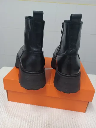 Botines negros plataforma