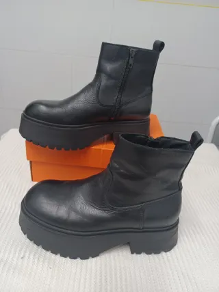 Botines negros plataforma