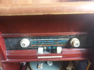 Mueble Tocadiscos Vintage Blaupunkt Años 50