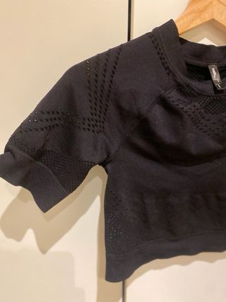 Top deportivo Undiz negro