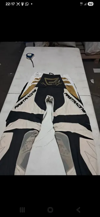 Pantalón Moto T40 Beige/Negro