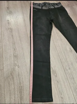 Pantalón vaquero Desigual negro