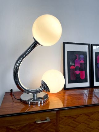 LÁMPARA PERSÉPOLIS DE FASE. 70s