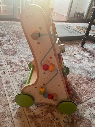 Andador y juguete actividades madera IKEA