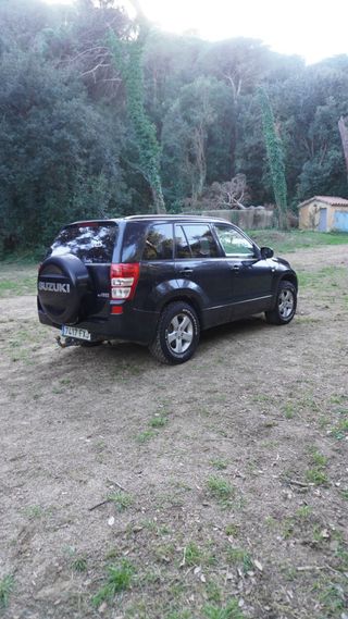 Suzuki Grand Vitara 4x4 LIMITED 1.9 DDIS !!