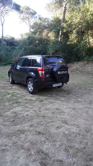 Suzuki Grand Vitara 4x4 LIMITED 1.9 DDIS !!