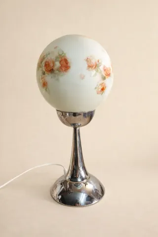 Candeeiro de mesa vintage com rosas