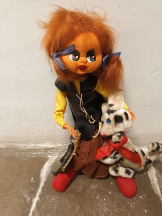 4 muñecas antiguas, peluche vir ref 40, payaso...