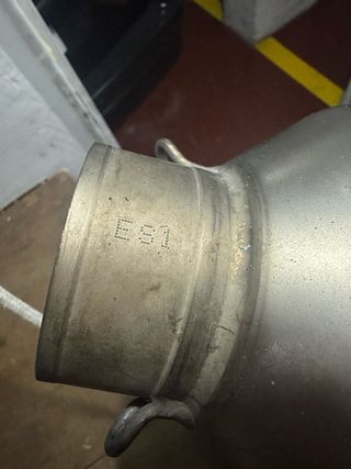 Silenciador Akrapovic Slip-On Yamaha R1 Titanio