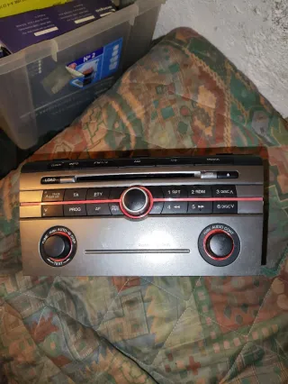 Radio Original Mazda