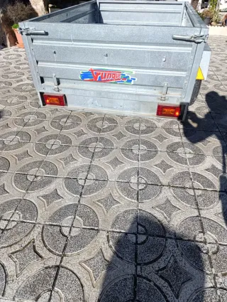 Remolque galvanizado carga basculante