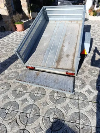 Remolque galvanizado carga basculante