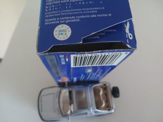 Land Rover Freelander Burago Prata