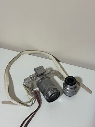 Olympus PEN E-PL8 Cámara Digital Plata