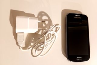 Samsung Galaxy Trend Plus GT-S7580 + Caricatore