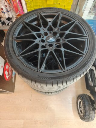 Llantas CARMANI Knut 19 Negras