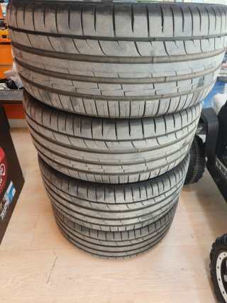Llantas CARMANI Knut 19 Negras