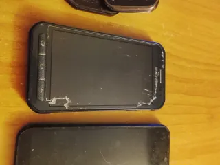 11 cellulari nokia Motorola Samsung da controllare