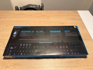 Teclado Logitech G910 Orion Spectrum Mecánico,