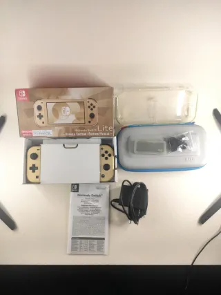 Nintendo Switch Lite legend of Zelda Hyrule Editio