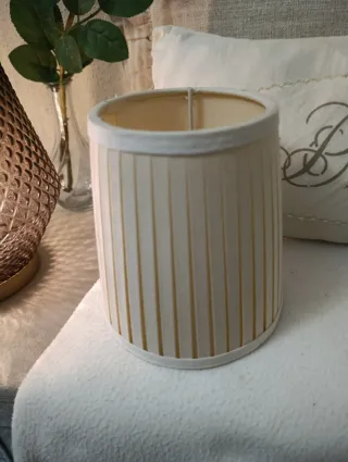 Pantalla de lámpara Ikea plisada beige