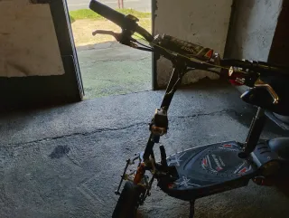 Patinete Eléctrico con Asiento