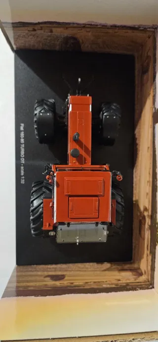 Modellino FIATAGRI 160-90