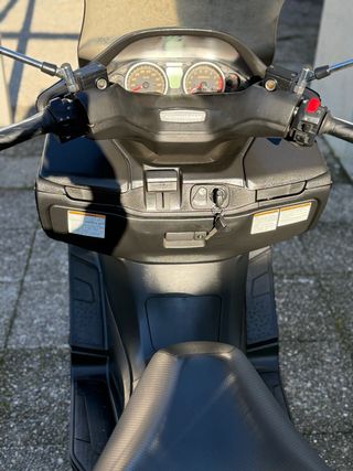Suzuki Burgman 400 ABS