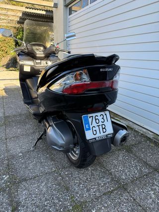 Suzuki Burgman 400 ABS