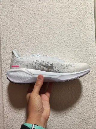 T36,5 Nike Pegasus 41 BLANCAS