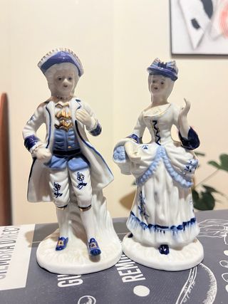 Pareja Figuras Porcelana Época