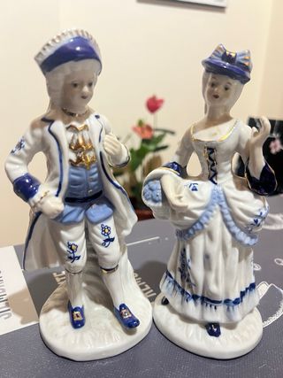 Pareja Figuras Porcelana Época