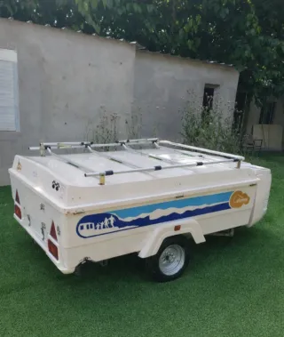 Tienda de campaña tipo caravana