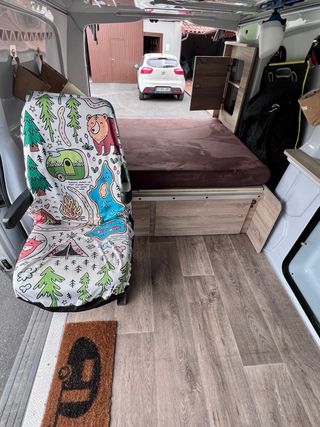 Mercedes-Benz Vito 111CDI larga 2008