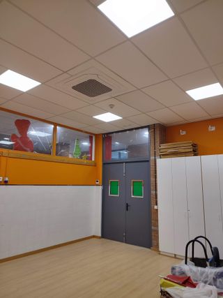 ELECTRICISTA AUTÓNOMO – INSTALACIONES