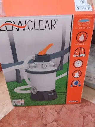 Piscina Intex y depuradora Bestway