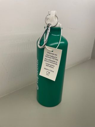 Vendo borraccia in alluminio verde marchiata IPPO