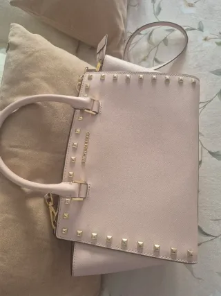 Bolso Michael Kors Rosa con Tachuelas