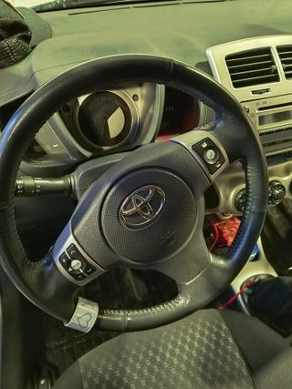 Toyota Urban Cruiser 2009