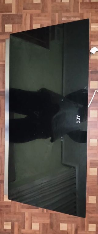 Campana extractora táctil AEG