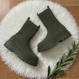 Botines efecto calcetín verde militar